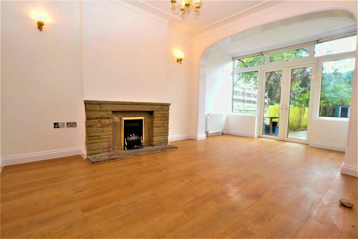 3 Bedroom Semi-Detached House To Rent In Purley Park Road, Purley, CR8