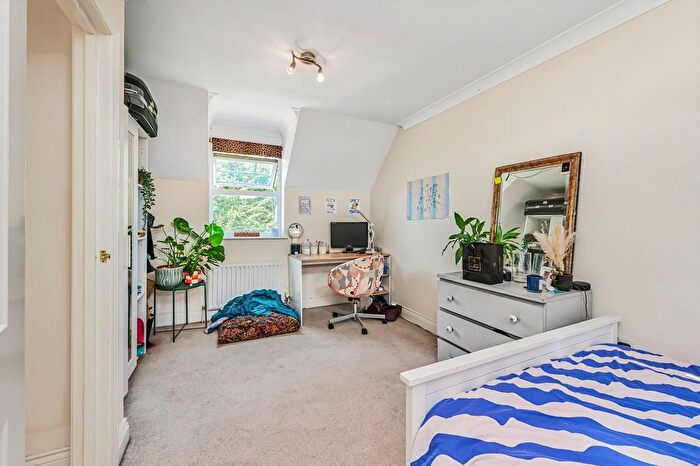 4 Bedroom Terraced House To Rent In Worple Road, Wimbledon, SW19