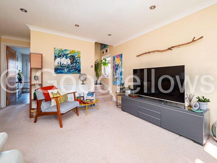 2 Bedroom Detached House To Rent In Upper Vernon Road, Sutton, SM1
