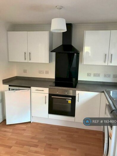 1 Bedroom Bungalow To Rent In Crownhill, Milton Keynes, MK8