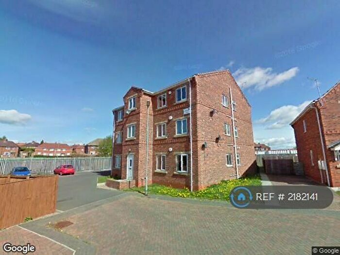 2 Bedroom Flat To Rent In Thornwood Close, Thurnscoe, Rotherham, S63