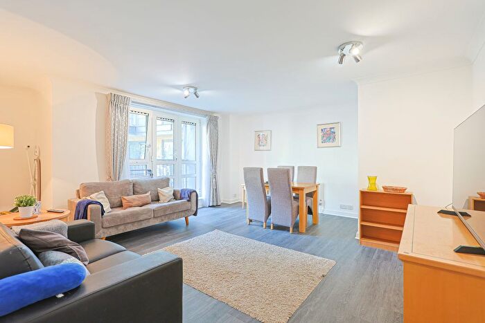 3 Bedroom Flat To Rent In Greville Road, Maida Vale, NW6