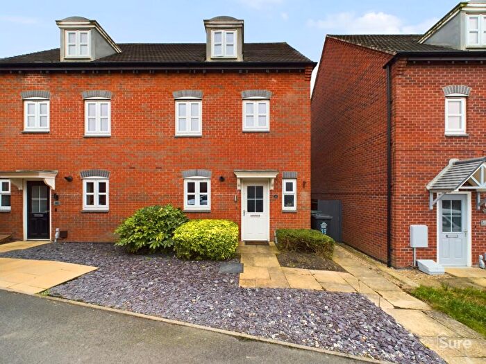 4 Bedroom Semi-Detached House To Rent In Lewisham Drive, Church Gresley, Swadlincote, DE11