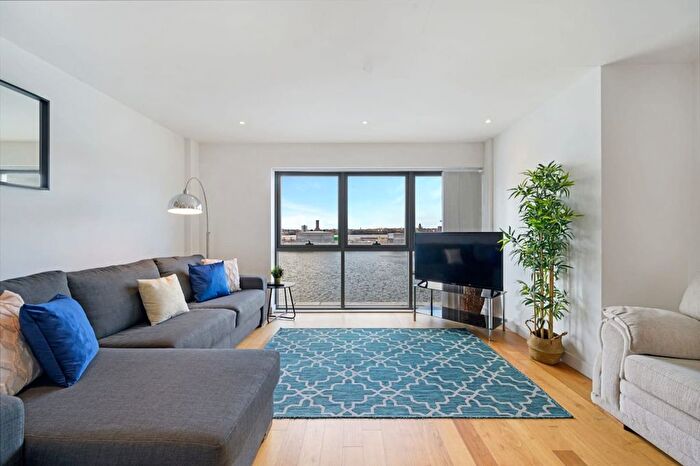 1 Bedroom Flat To Rent In Liverpool Waterfront, L3