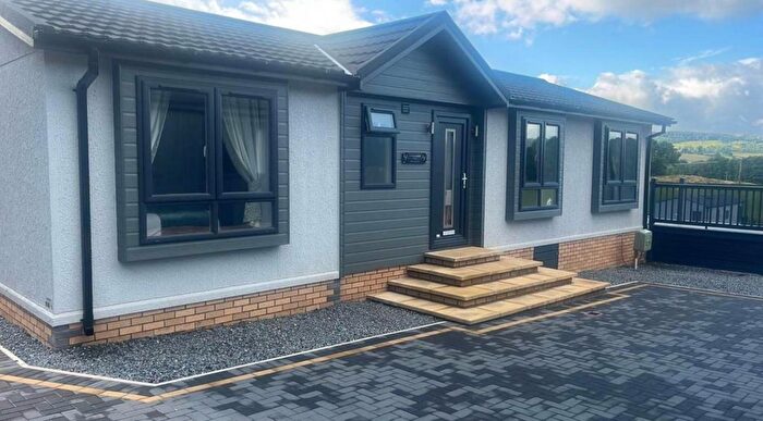 2 Bedroom Mobile/park Home For Sale In Comrie, Crieff, PH6