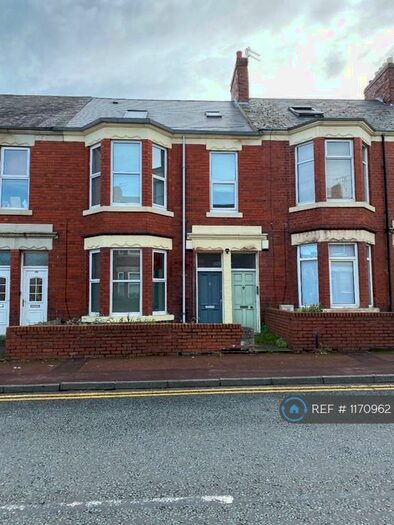 1 Bedroom Flat To Rent In Simonside Terrace, Newcastle Upon Tyne, NE6