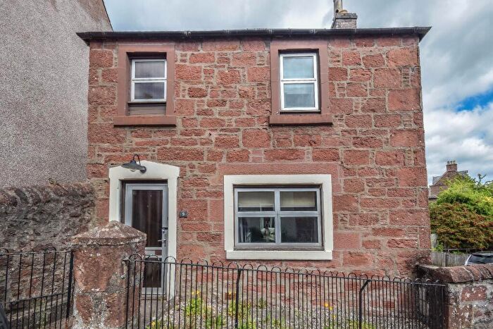 2 Bedroom Detached House For Sale In Marywell Brae, Kirriemuir, Angus, DD8