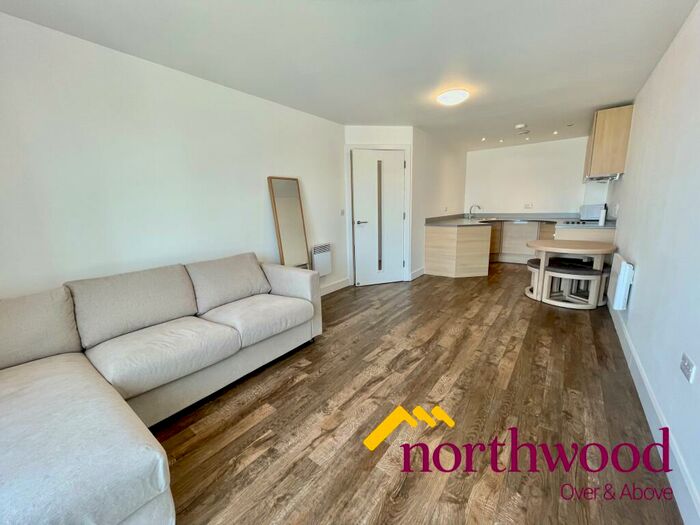 1 Bedroom Flat To Rent In Essex Street, City Centre, Birmingham, B5