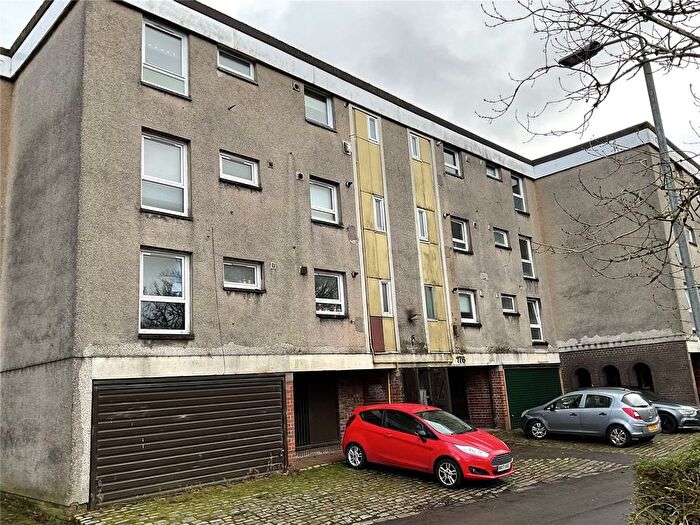 3 Bedroom Flat For Sale In Glenhove Road, Cumbernauld, Glasgow, North Lanarkshire, G67
