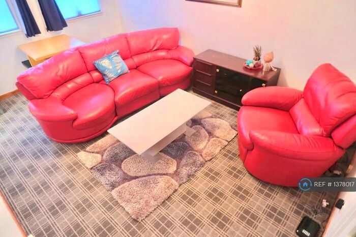 2 Bedroom Flat To Rent In Jute Street, Aberdeen, AB24