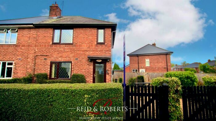 3 Bedroom Semi-Detached House For Sale In Warren Drive, Broughton, Chester, CH4