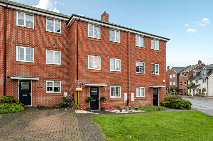 4 Bedroom Terraced House For Sale In Everest Walk, Church Crookham, Fleet, Hampshire, GU52