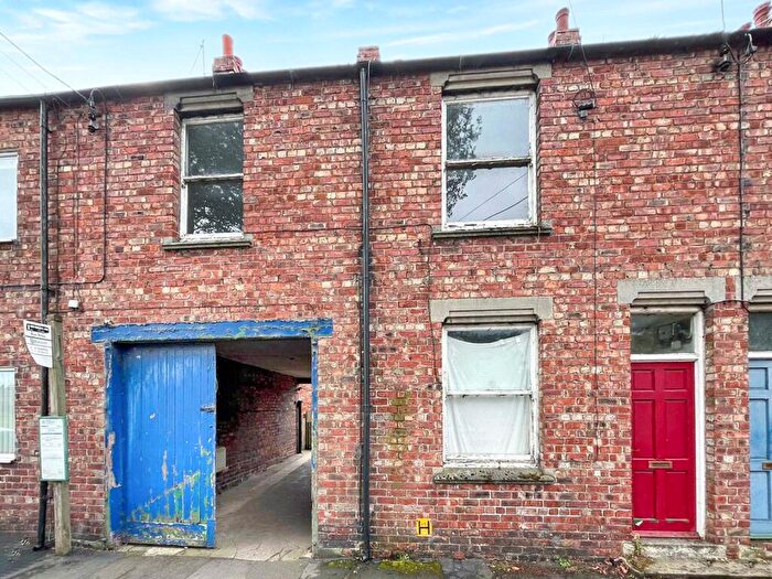 3 Bedroom Terraced House For Sale In Water End, Brompton, North Yorkshire, England, DL6