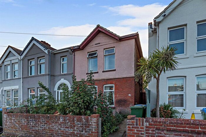 3 Bedroom End Of Terrace House For Sale In Bishops Road, Southampton, SO19