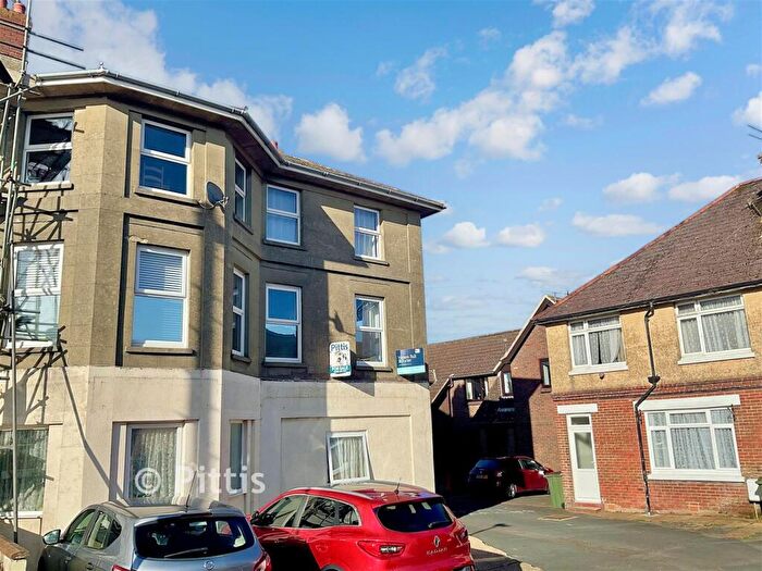 2 Bedroom Apartment For Sale In York Road, Sandown, Isle Of Wight, PO36