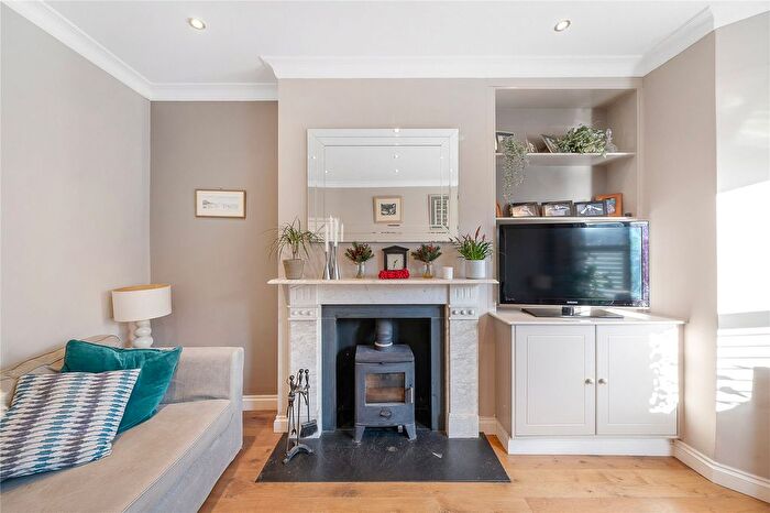 5 Bedroom Terraced House For Sale In Elsenham Street, Southfields, London, SW18