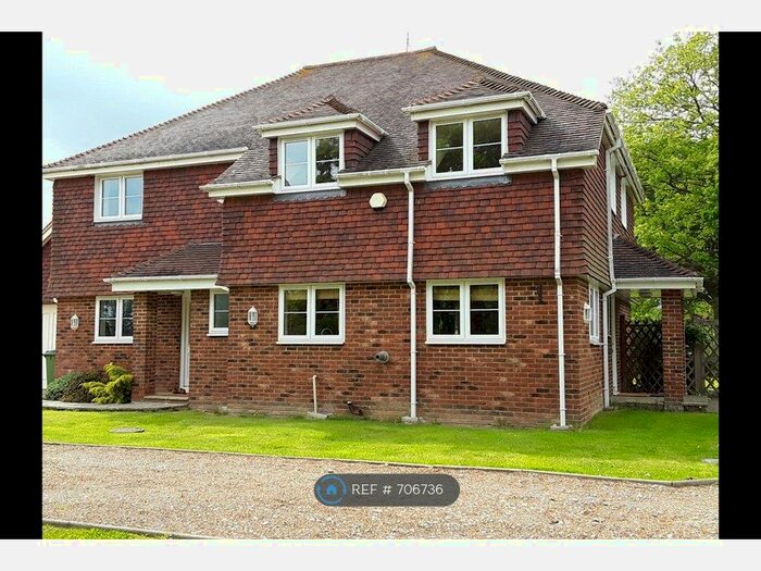 3 Bedroom Semi-Detached House To Rent In Kingsnorth Cottages, Ulcombe, Maidstone, ME17