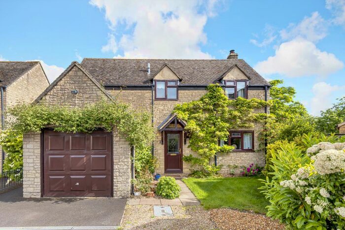 3 Bedroom Detached House For Sale In Brize Norton, Oxfordshire, OX18