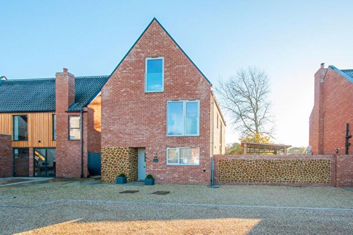 4 Bedroom Detached House For Sale In Ingoldisthorpe, PE31