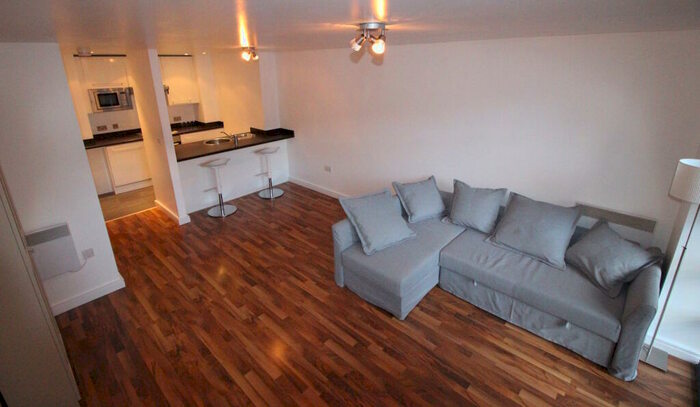 2 Bedroom Apartment To Rent In Quadrangle, City Centre, M4