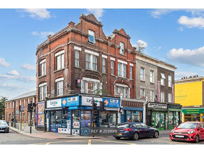 1 Bedroom Flat To Rent In Peckham High Street, London, SE15