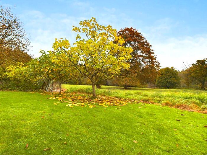 4 Bedroom Detached House For Sale In Tandridge Hill Lane, Godstone, RH9