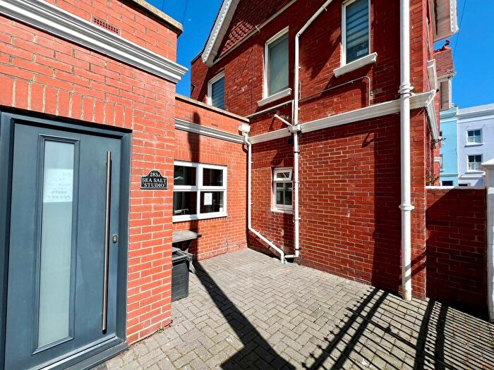 Studio To Rent In Eastern Road, Kemptown, BN2