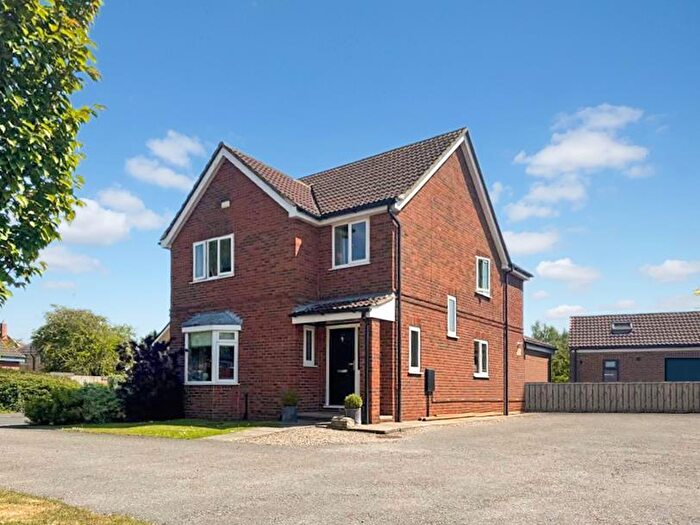 6 Bedroom Detached House For Sale In Stapleton Close, Bedale, DL8