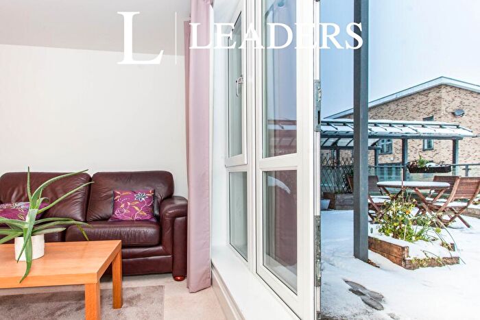 1 Bedroom Flat To Rent In Pepys Court, CB4