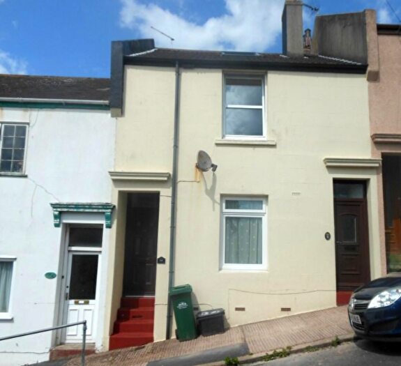 2 Bedroom Maisonette To Rent In Richmond Street, BN2