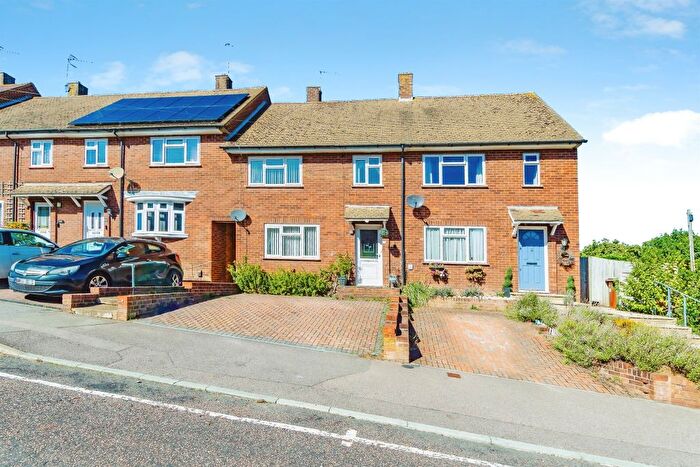 3 Bedroom Terraced House For Sale In Brokes Way, Tunbridge Wells, TN4