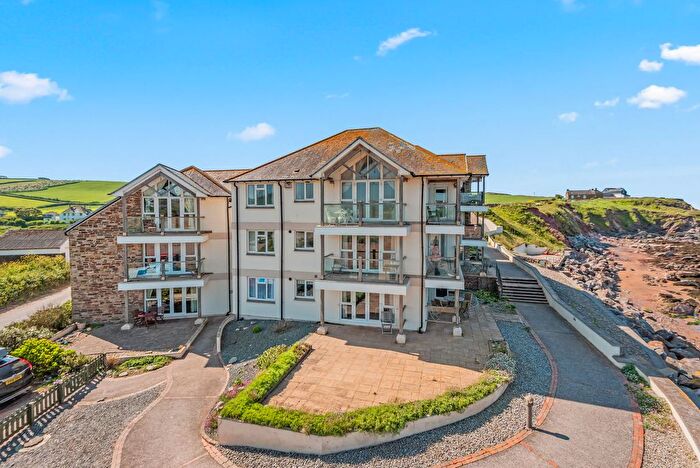 3 Bedroom Flat For Sale In Thurlestone Sands, Kingsbridge, TQ7