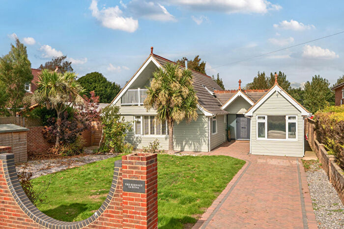 6 Bedroom Detached House For Sale In Clappers Lane, Chichester, PO20