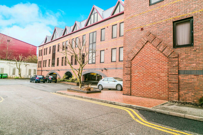 1 Bedroom Apartment To Rent In The Chambers, East Street, RG1
