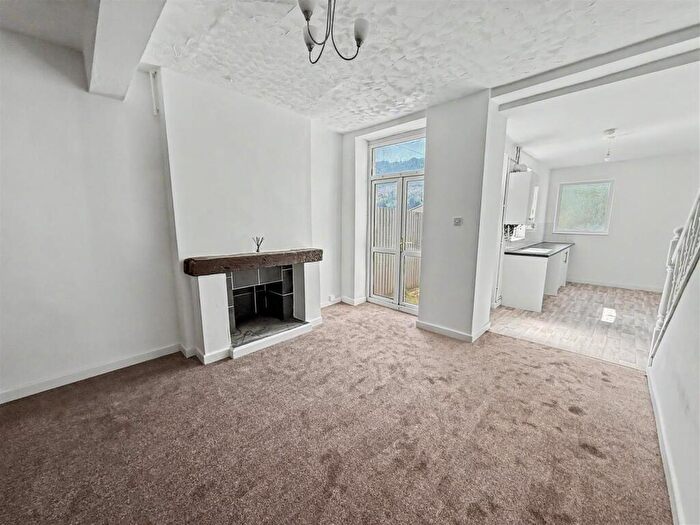 3 Bedroom Terraced House For Sale In Bridge View, Cwmfelinfach, Ynysddu, Newport, NP11