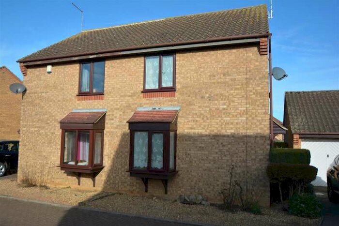 3 Bedroom Property For Sale In Hoylake Drive Farcet, Peterborough, PE7