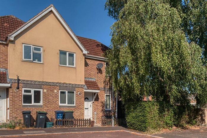 1 Bedroom Terraced House For Sale In Campion Close, Wyke, Gillingham, SP8