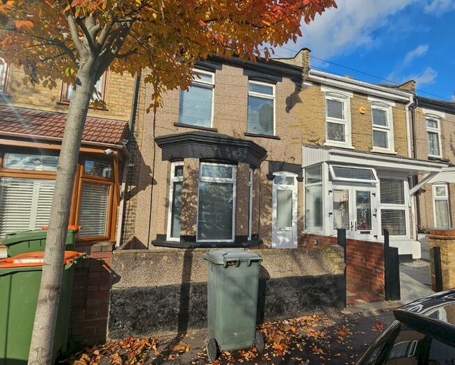 3 Bedroom Terraced House To Rent In Bristol Road, London, E7