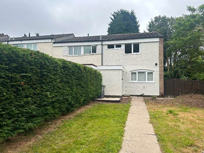 3 Bedroom End Of Terrace House To Rent In Malpas Drive, Bartley Green, Birmingham, B32