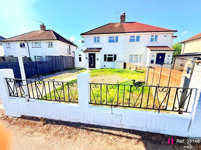 4 Bedroom Semi-Detached House For Sale In St. Pauls Road, Staines-Upon-Thames, TW18
