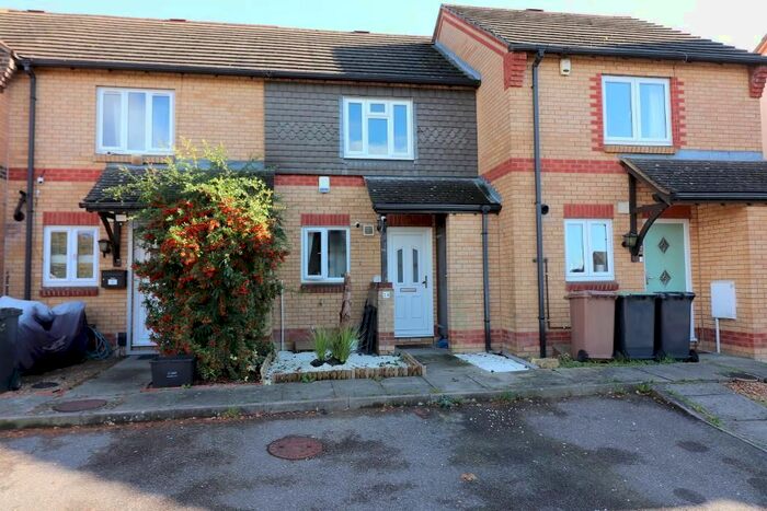 2 Bedroom Terraced House To Rent In Lorimer Close, Luton, Bedfordshire, LU2