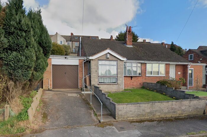 3 Bedroom Semi-Detached Bungalow To Rent In North Street, Kirkby-in-Ashfield, NG17