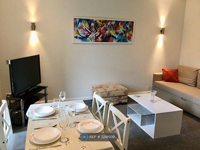 1 Bedroom Flat To Rent In Riverside Court, Balloch, Alexandria, G83