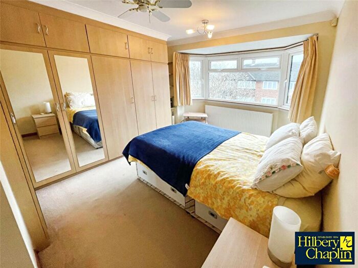 3 Bedroom End Of Terrace House For Sale In Heron Way, Upminster, Essex, RM14