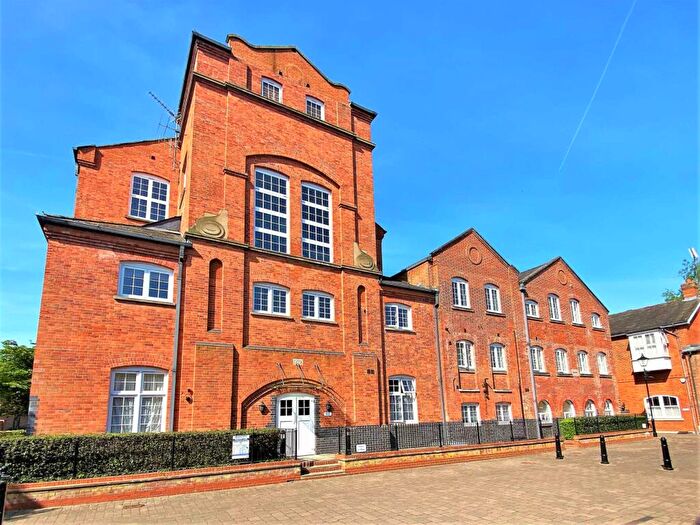 2 Bedroom Apartment To Rent In Barley Way, Marlow, SL7
