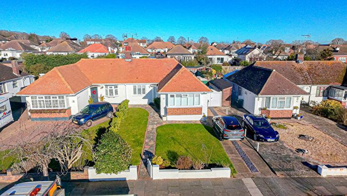 3 Bedroom Semi-Detached Bungalow For Sale In Thorndon Park Drive, Leigh-on-Sea, SS9