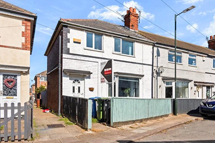 3 Bedroom End Of Terrace House For Sale In St Francis Avenue, Grimsby, North East Lincs, DN31