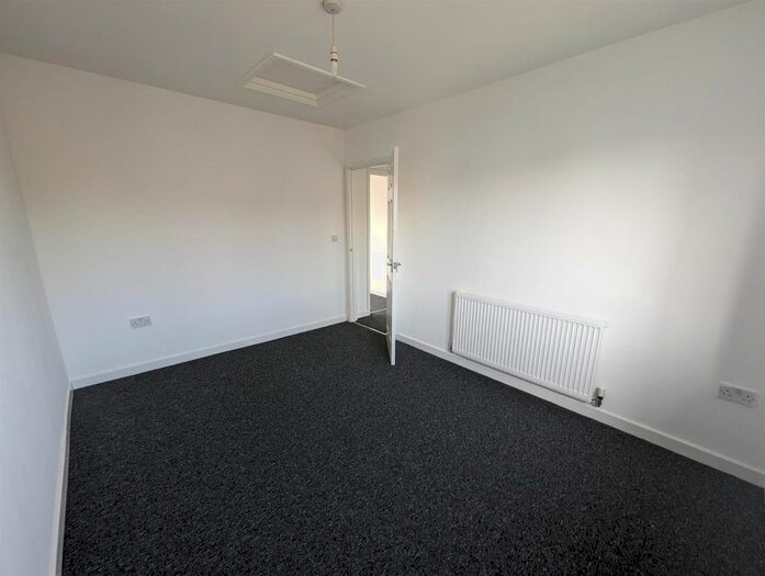 3 Bedroom Terraced House To Rent In Barnett Road, Willenhall, WV13