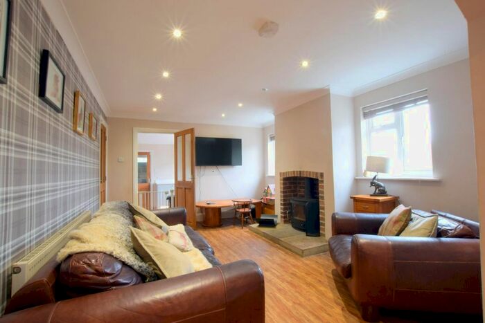 3 Bedroom Semi-Detached House For Sale In Millfield, Sherburn, YO17