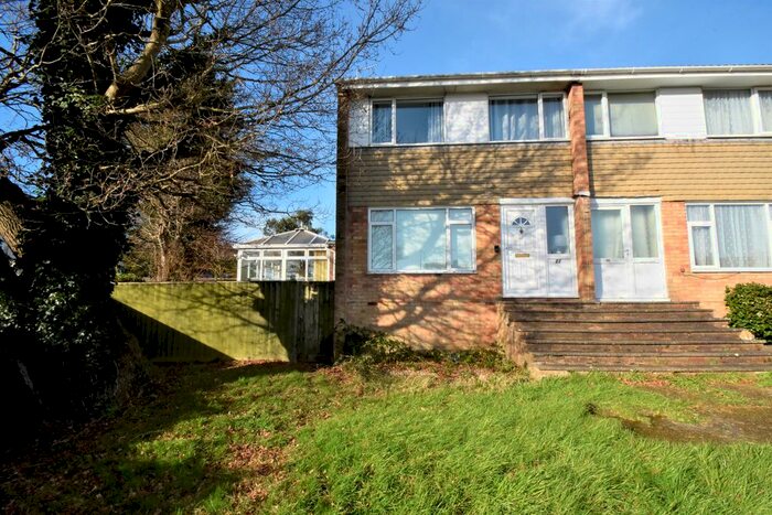 3 Bedroom Semi-Detached House To Rent In Sandcroft Avenue, Ryde PO33